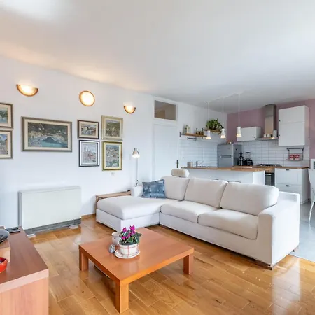 Zenko Apartment *