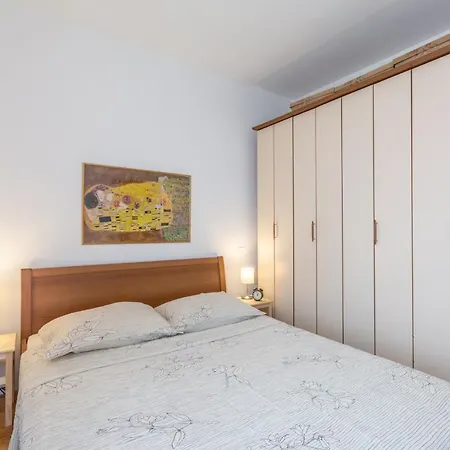 Zenko Apartment *